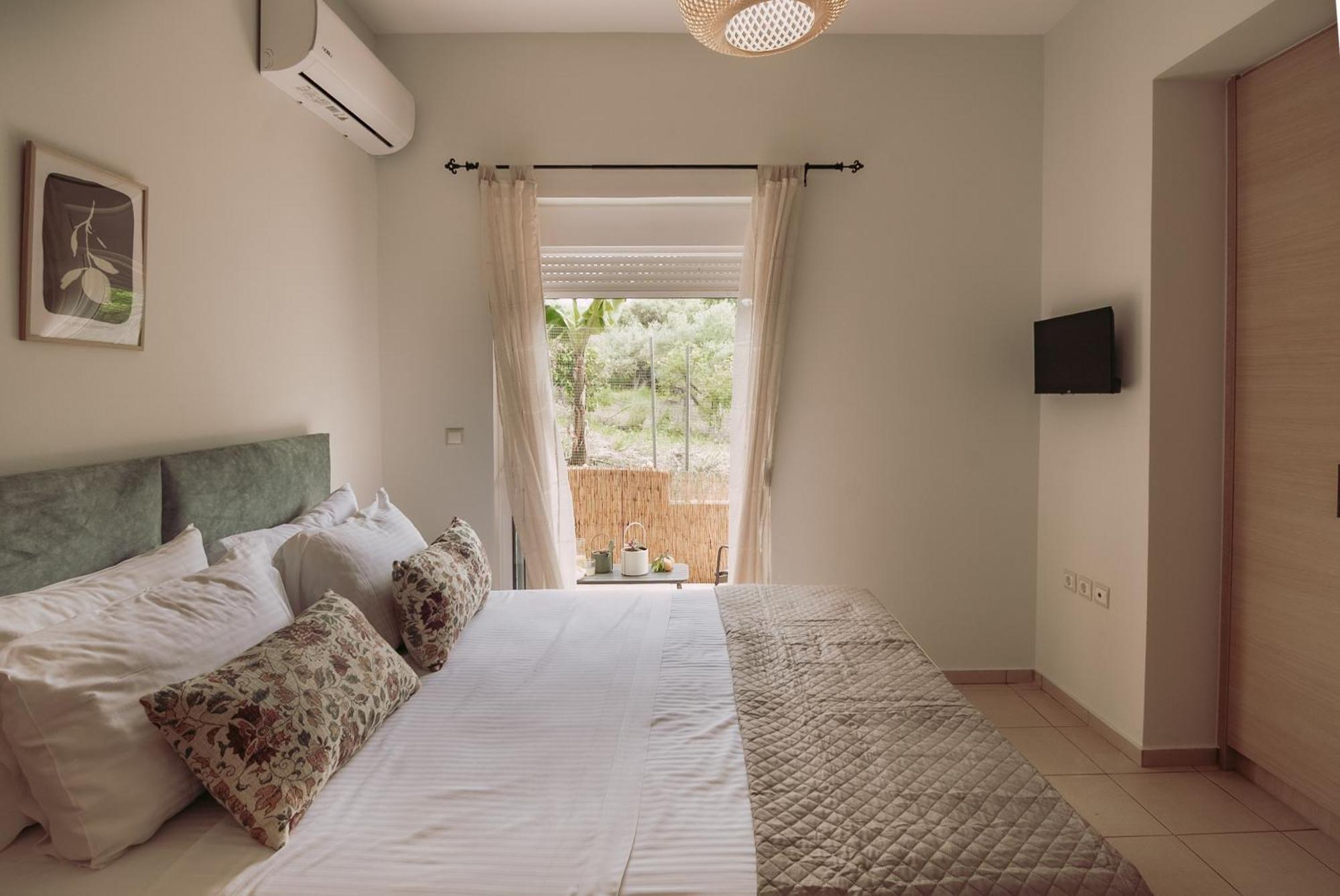 Summer Blue Apartments Chania Hriszí Aktí Haniá Kültér fotó